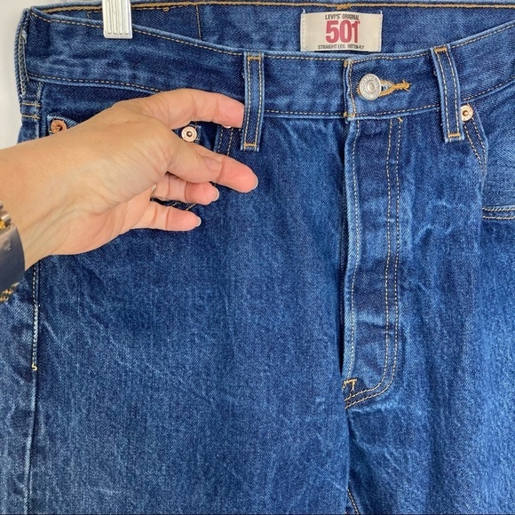 Levi’s Dark Wash 501 Straight Leg Men’s Jeans - Picture 7 of 13